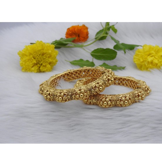 Timeless Treasures Bangles