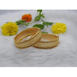 Polished Gold Bangle