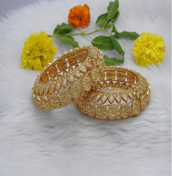 AUSPICIOUS LAKSHMI COIN HIGHGOLD BANGLE GOLD WOMEN JEWELLERY