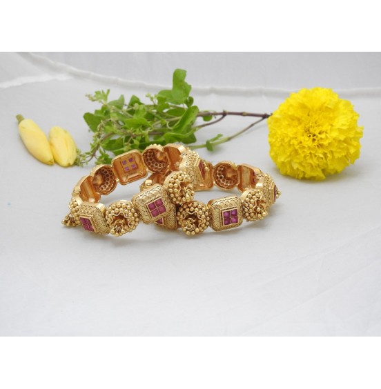 Gemstone Glisten Ghungroo Bangles