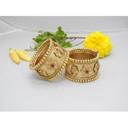 Kalash Crafted Meena Bangles