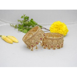 Ghungroo Elegance in Ruby bangles